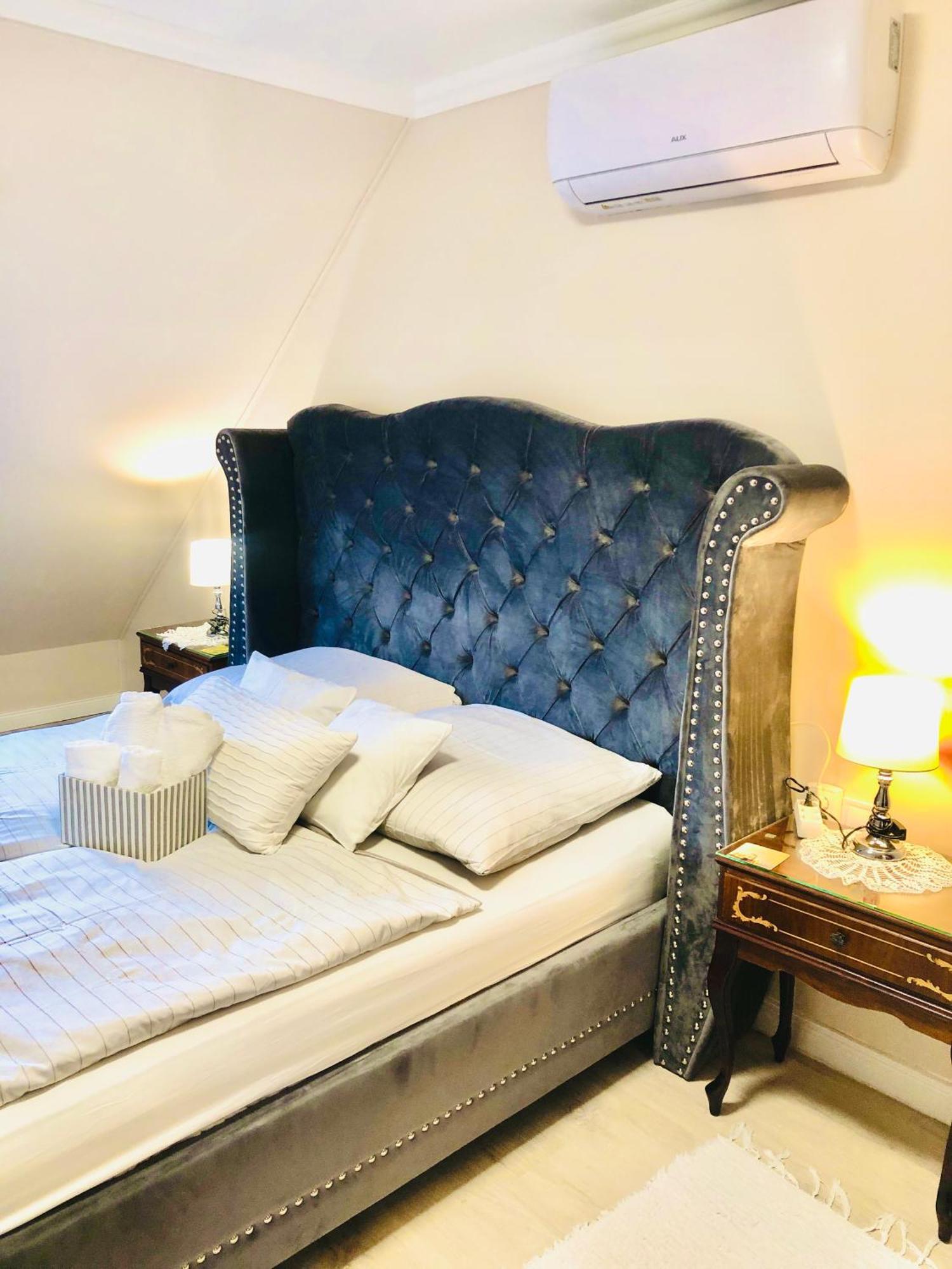 Lux Apartman Villa Hajdúszoboszló Esterno foto